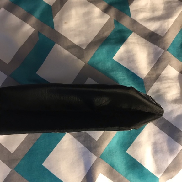 New Lancôme cosmetics bags. Looks like plastic - Picture 4 of 8